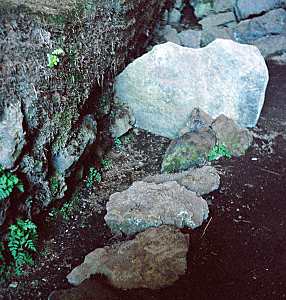 Stong ruins lavatory notched rocks